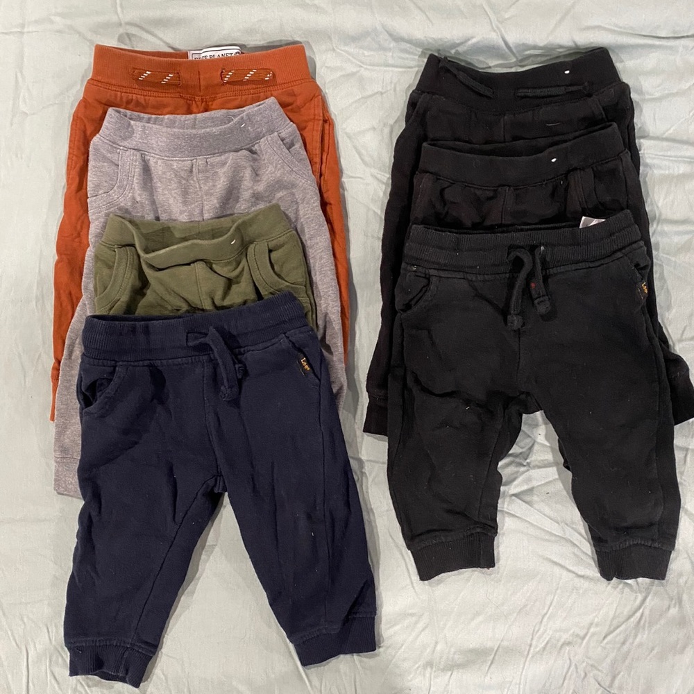 Bundle of sweatpants